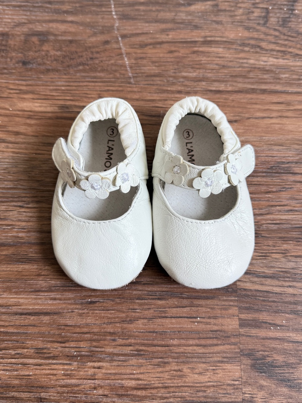 L’amour Hope Soft White Leather Flower Strap Crib Mary Jane (Infant) Size 3C - Picture 1 of 7